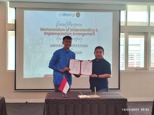 “Menghubungkan Dunia Pendidikan dan Dunia Kerja: Studi Banding STKIP Pasundan ke Biro Karir Universitas Widyatama”
